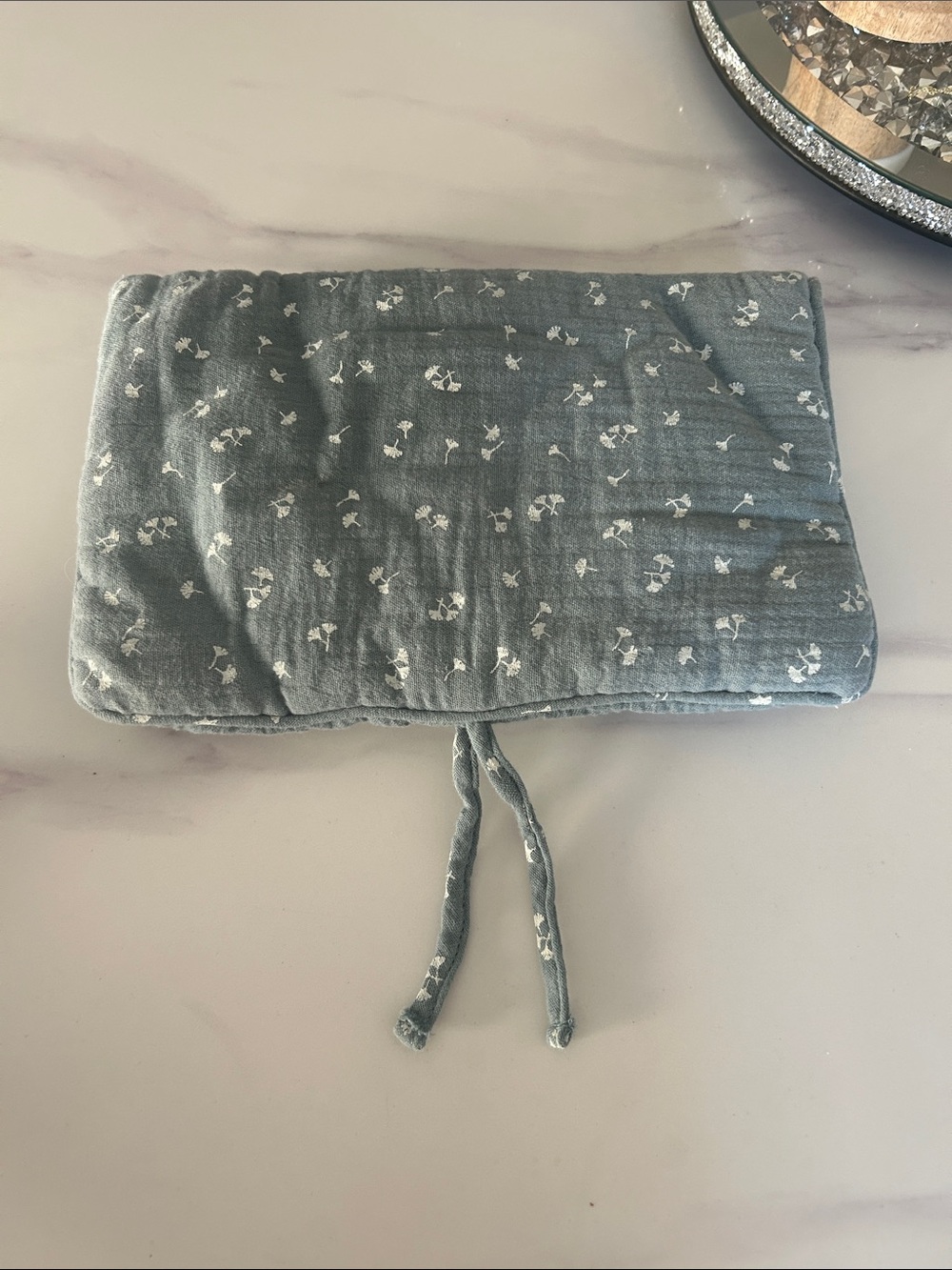 Zara wipes holder